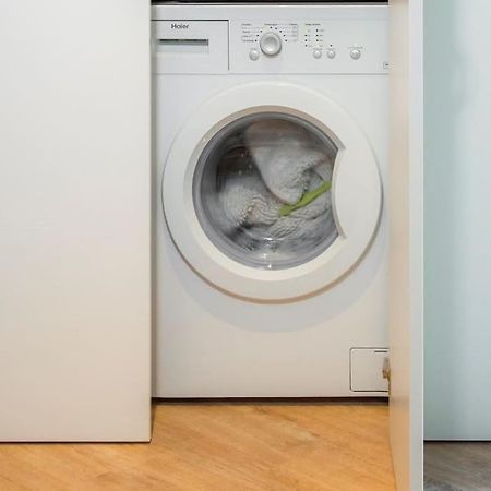 B&B Gocciadoro 26 Nuovo, Climatizzato, Zona Ospedale, Posto Auto Тренто Екстериор снимка