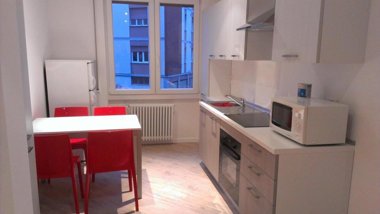 B&B Gocciadoro 26 Nuovo, Climatizzato, Zona Ospedale, Posto Auto Тренто Екстериор снимка